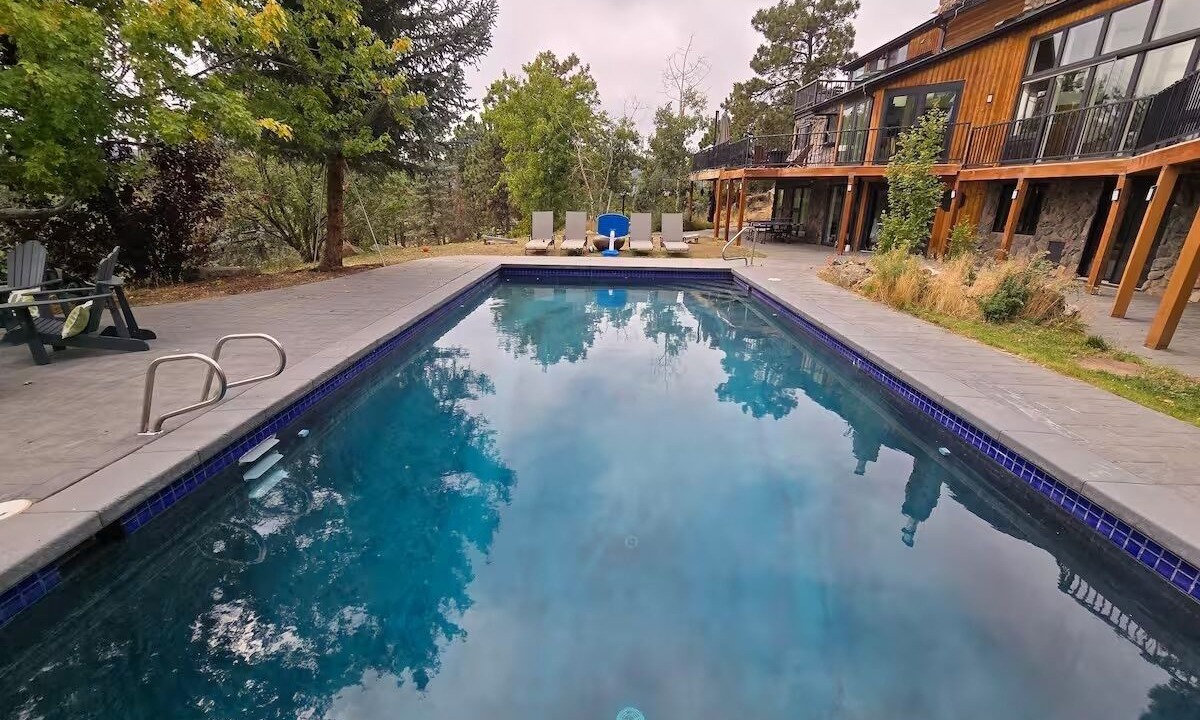 Photo of Outdoor in Indian Hills