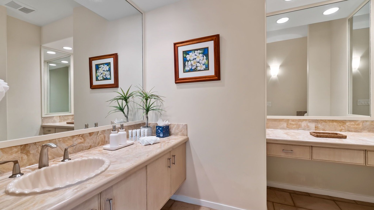Photo of Bathroom in Kahala