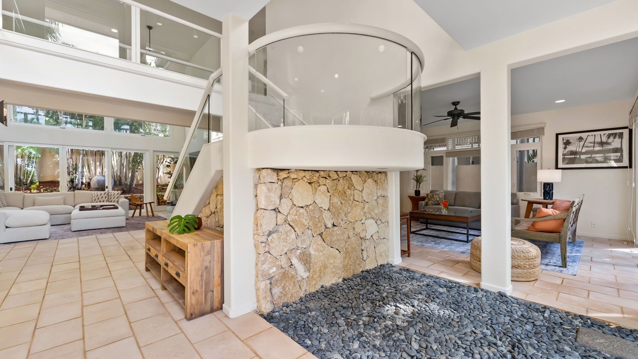 Photo of Livingroom in Kahala