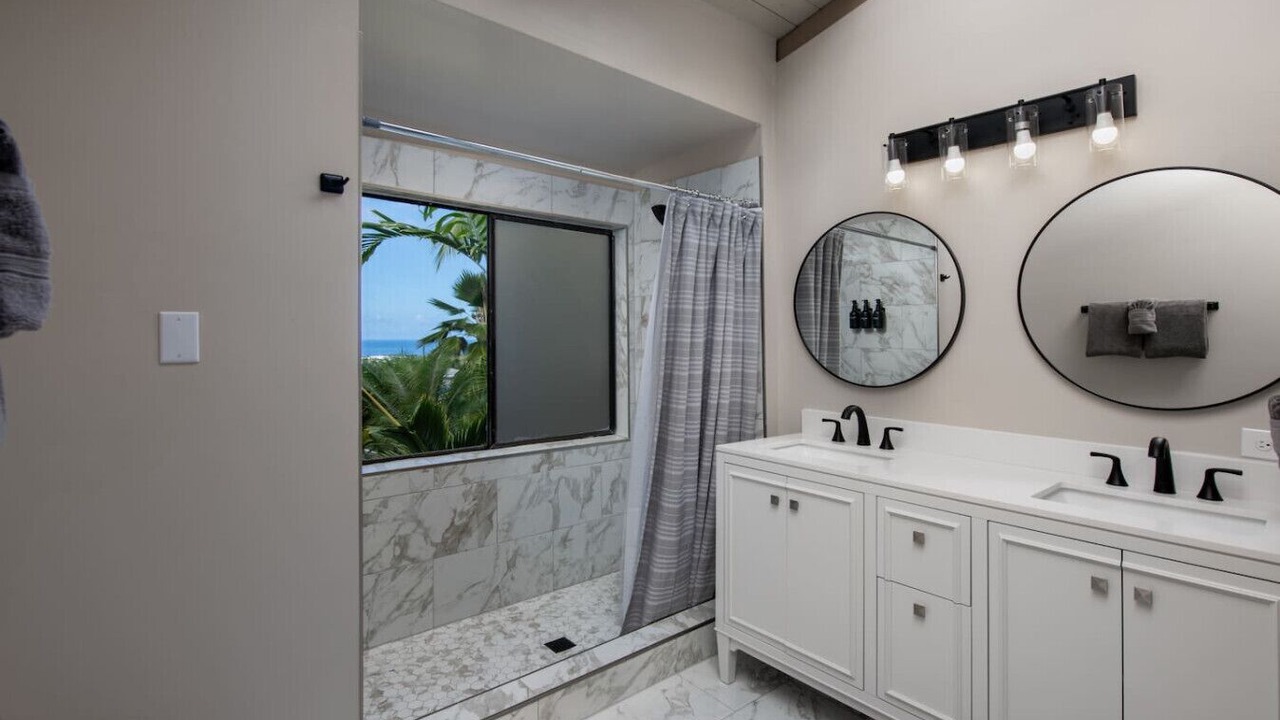 Photo of Bathroom in Kailua-Kona