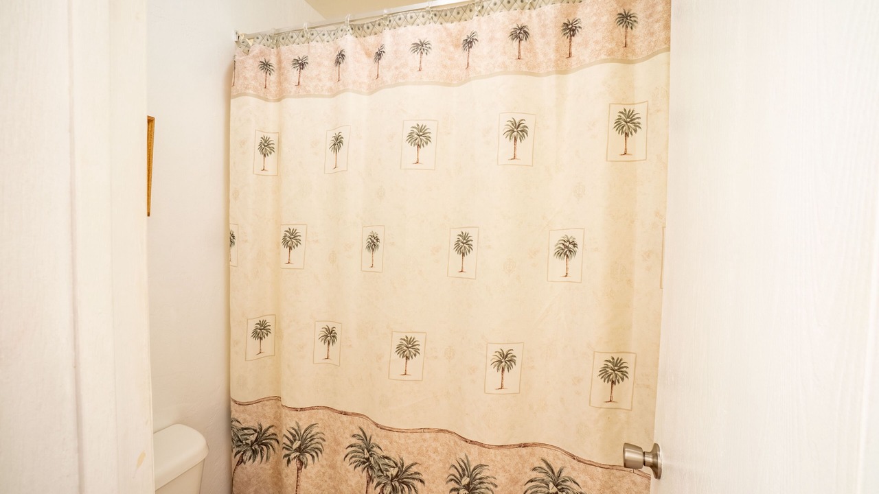 Photo of Bathroom in Ualapue