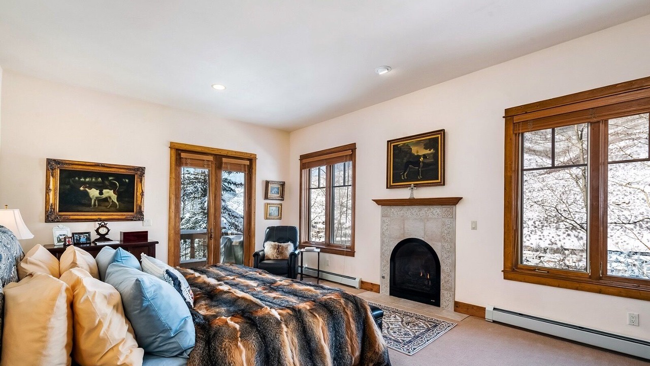 Photo of Bedroom in Highland Meadows