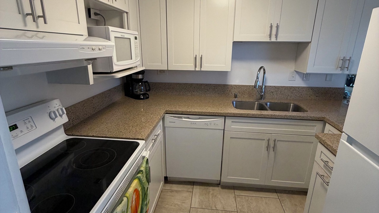 Photo of Kitchen in Historic Kailua Village