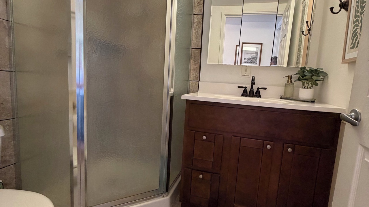 Photo of Bathroom in Historic Kailua Village