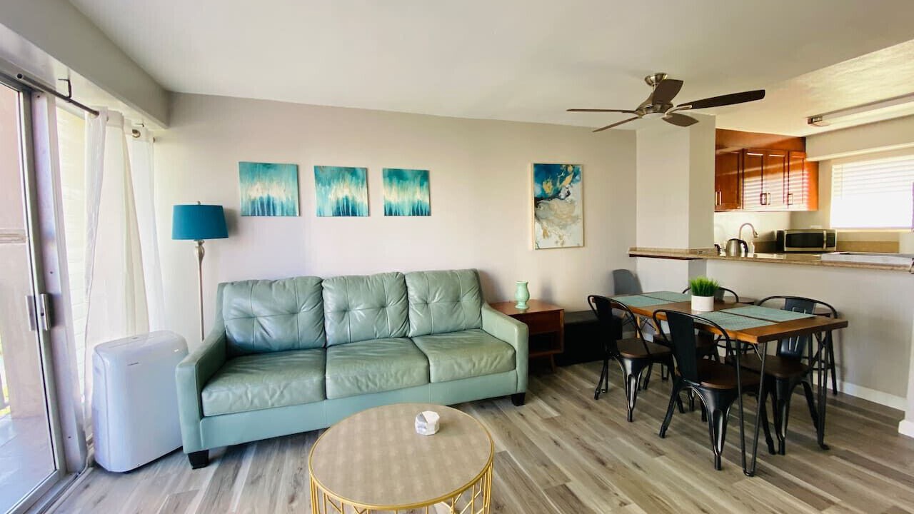 Photo of Livingroom in McCully - Moiliili