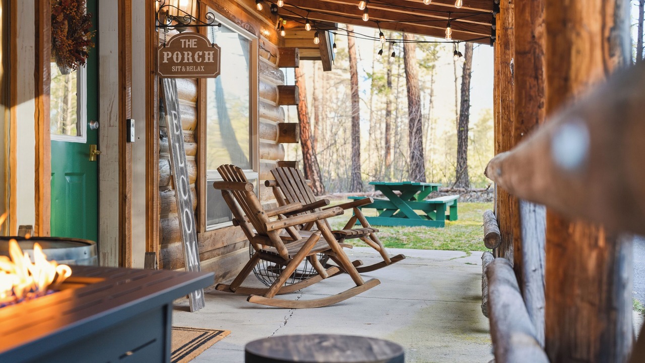 Photo of Patio Balcony in Nine Mile Falls