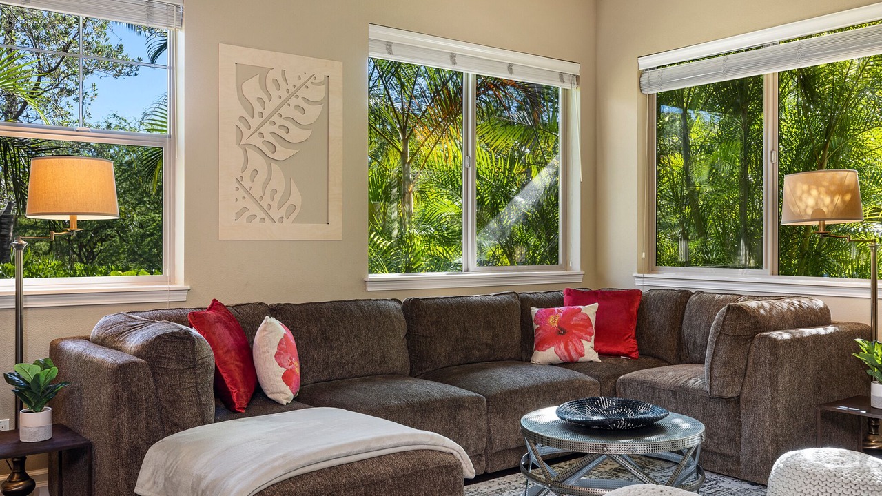 Photo of Livingroom in Kulalani