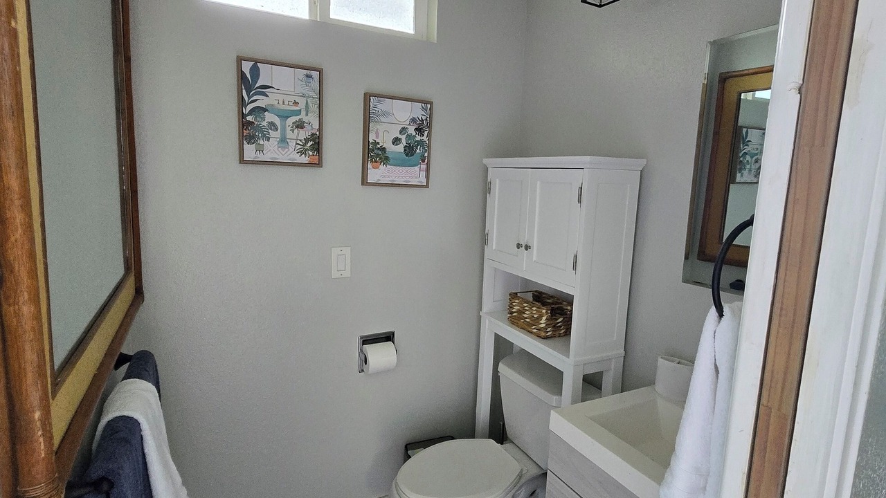 Photo of Bathroom in Kona Palisades