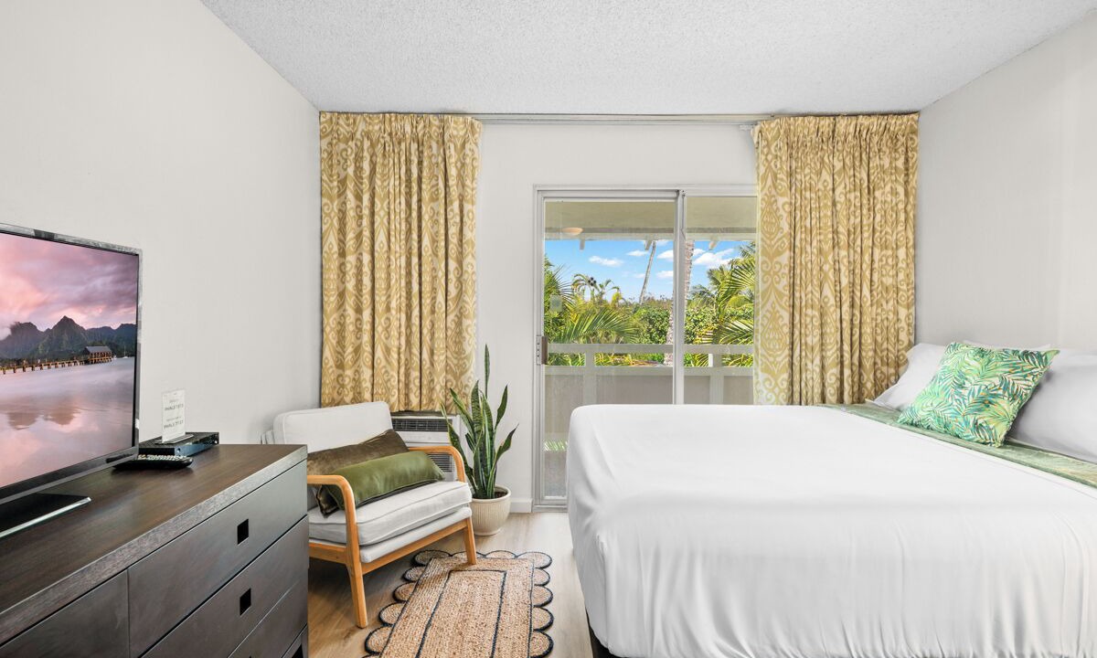 Photo of Bedroom in Wailua