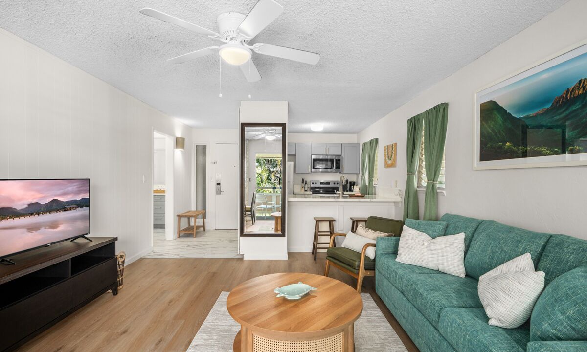 Photo of Livingroom in Wailua