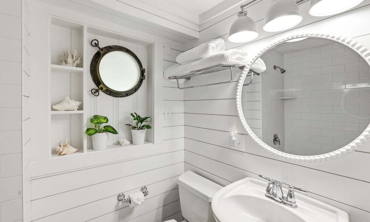 Photo of Bathroom in Centerville