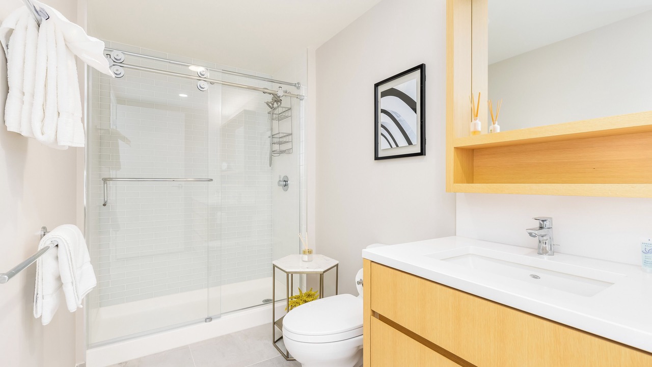 Photo of Bathroom in Ala Moana