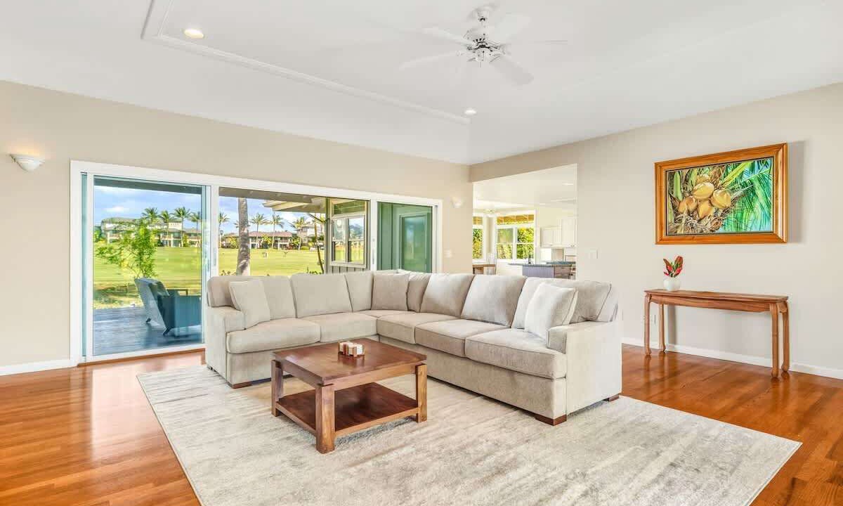 Photo of Bedroom in Poipu