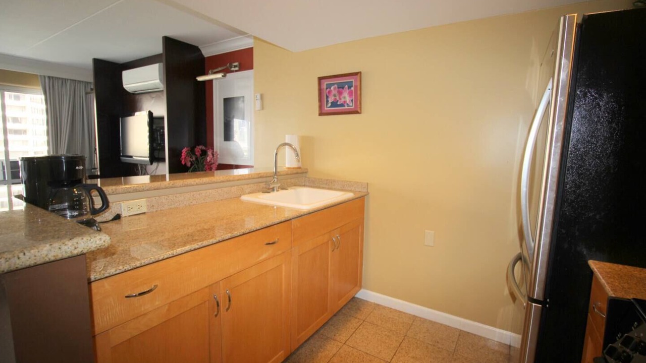 Photo of Kitchen in Waikiki