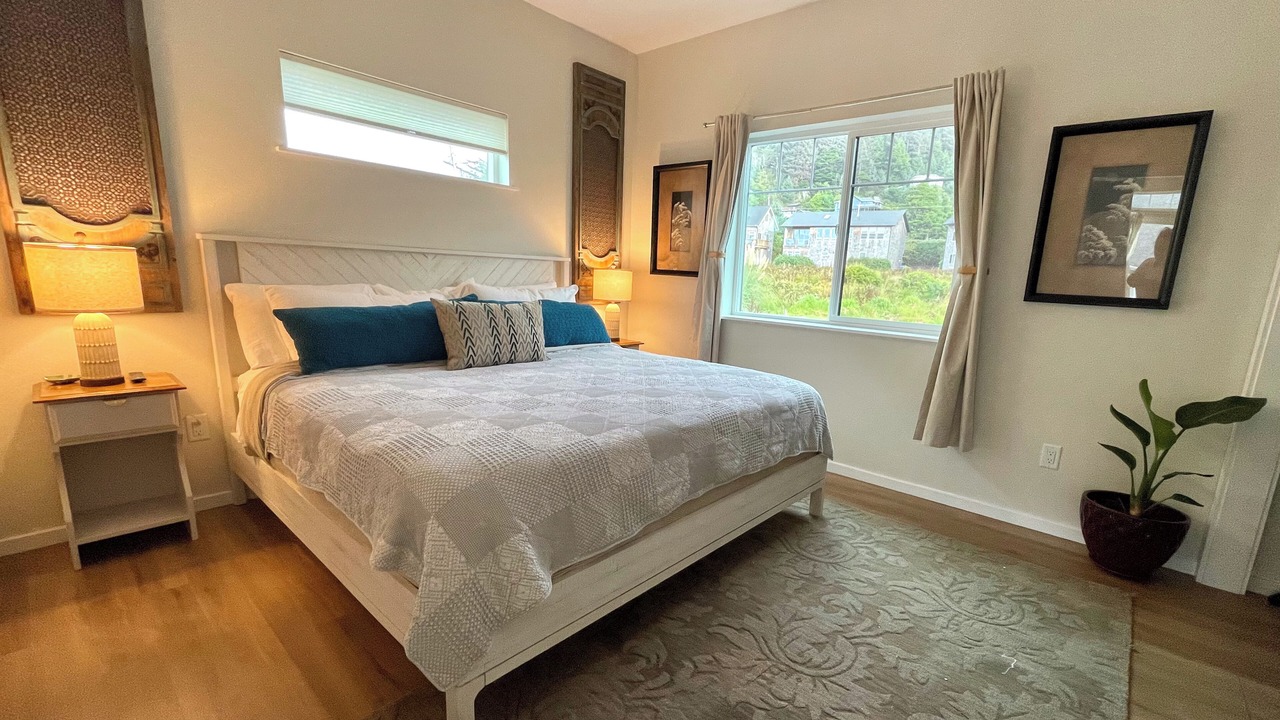 Photo of Bedroom in Yachats