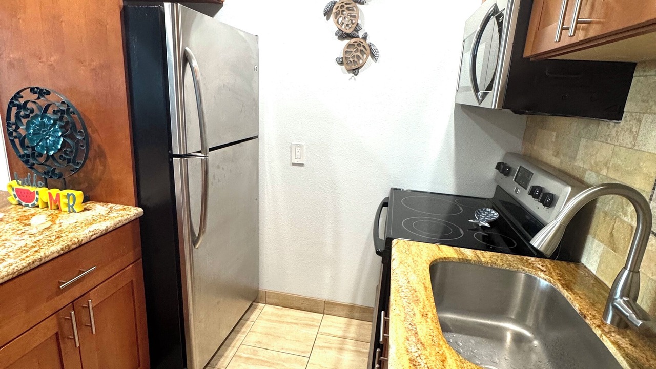 Photo of Kitchen in Historic Lahaina Front Street