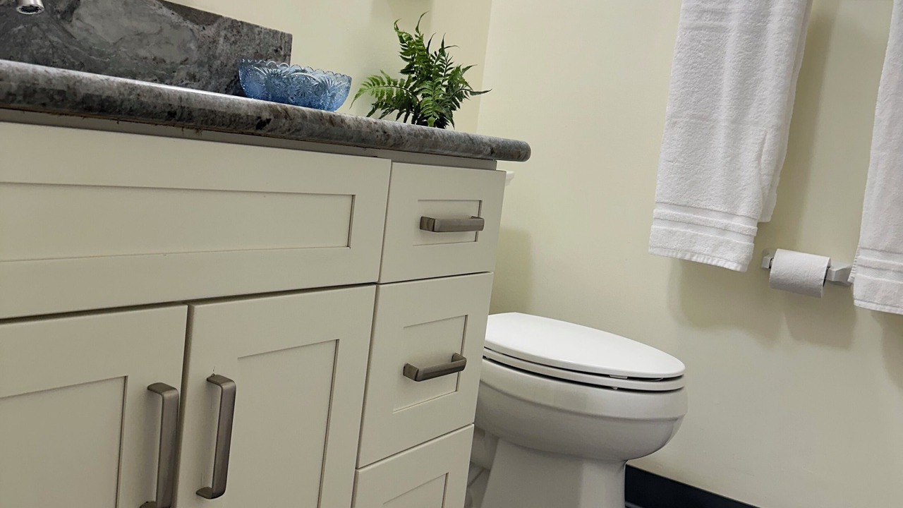 Photo of Bathroom in Waikiki
