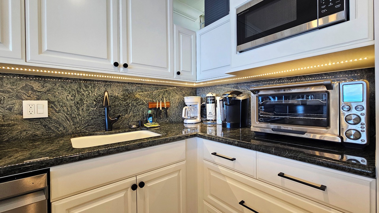 Photo of Kitchen in Diamond Head - Kapahulu - St. Louis