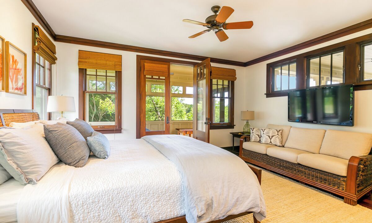 Photo of Bedroom in Poipu