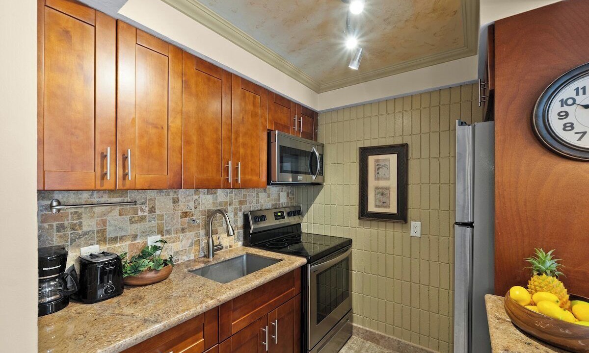 Photo of Kitchen in Historic Lahaina Front Street