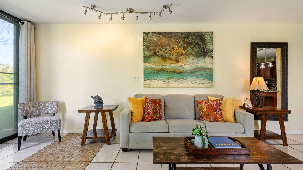 Photo of Livingroom in Kahuku