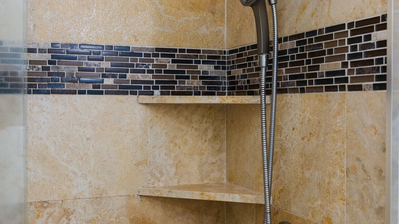 Photo of Bathroom in Kahuku