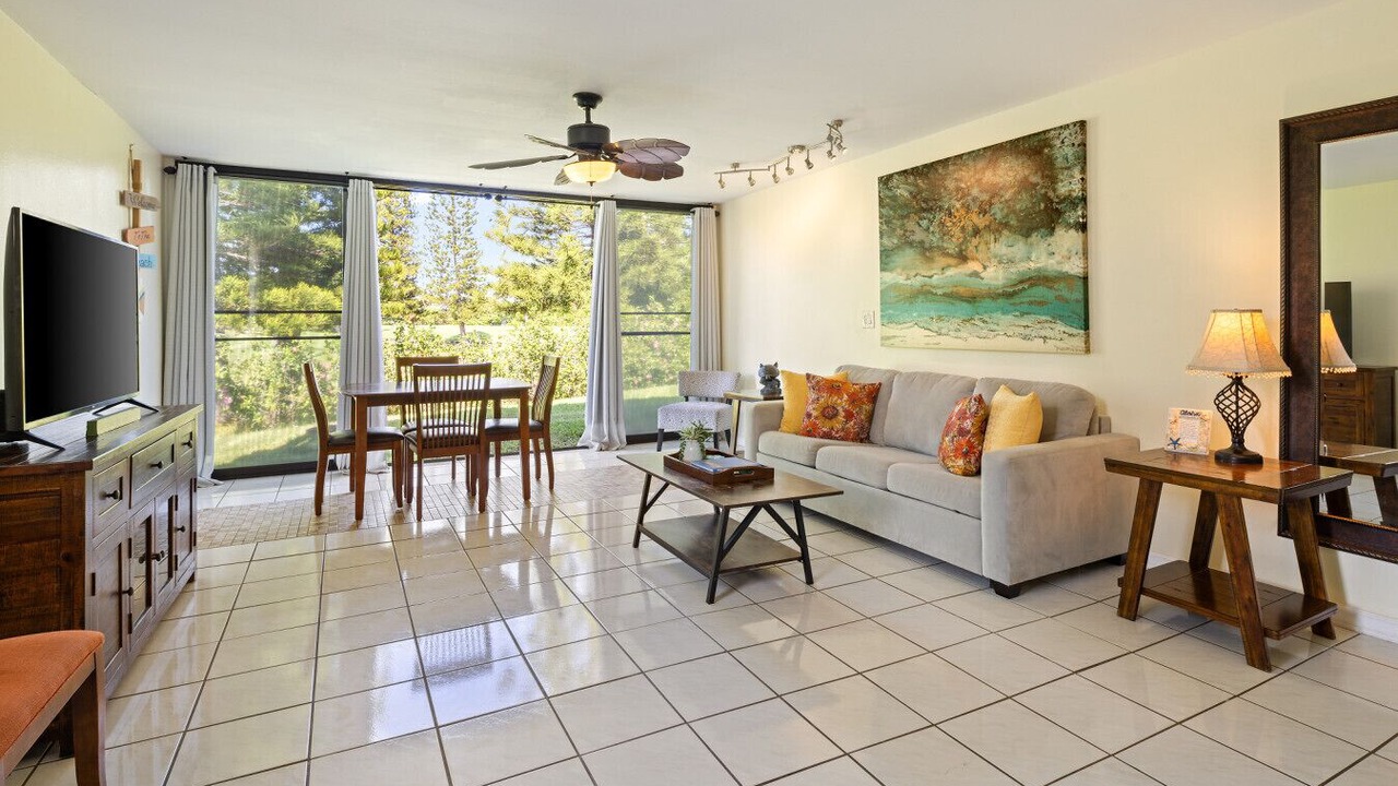Photo of Livingroom in Kahuku