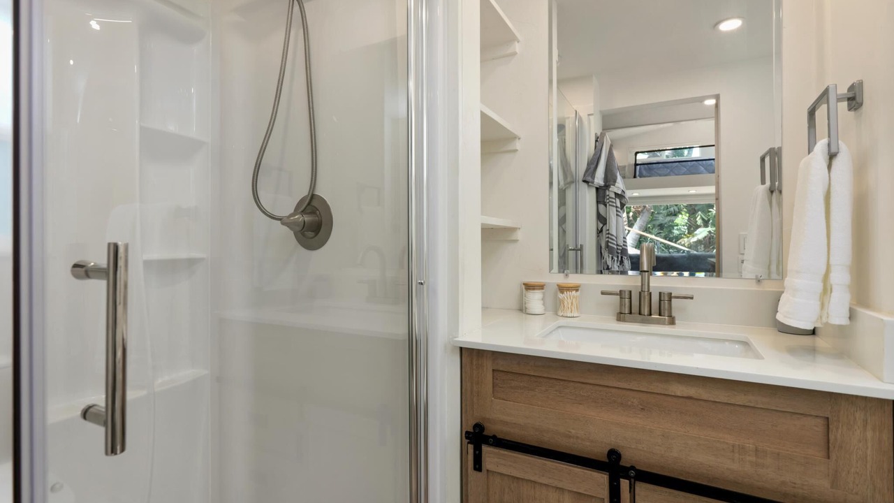 Photo of Bathroom in Kahaluu-Keauhou