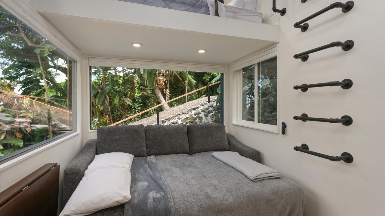 Photo of Bedroom in Kahaluu-Keauhou