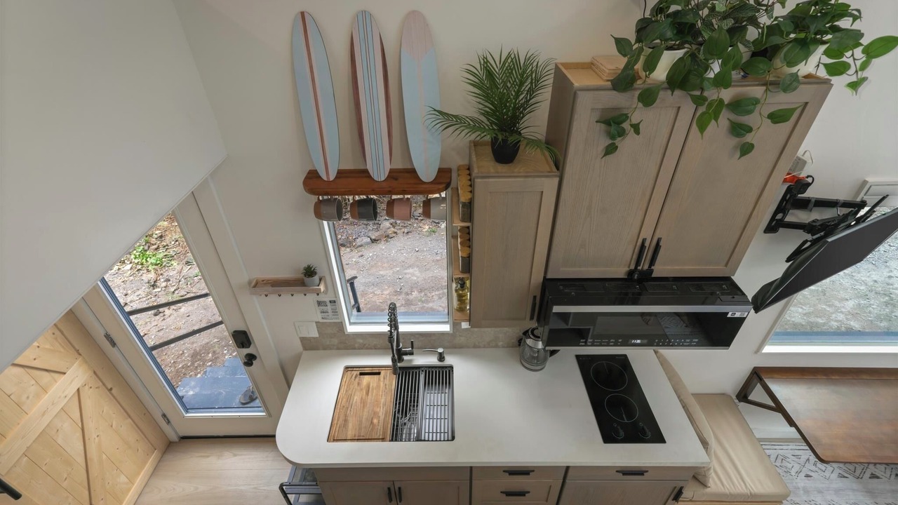 Photo of Kitchen in Kahaluu-Keauhou