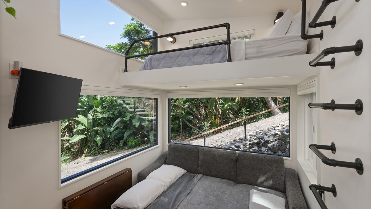 Photo of Bedroom in Kahaluu-Keauhou