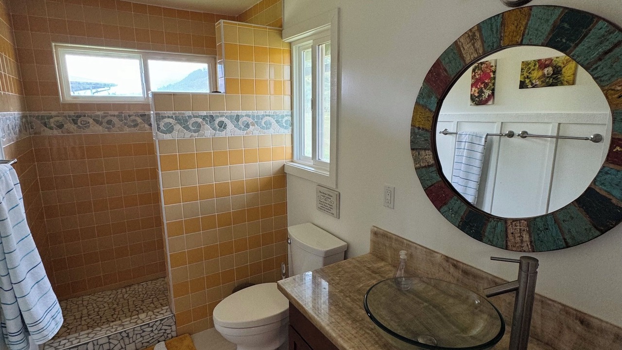 Photo of Bathroom in Kahuku