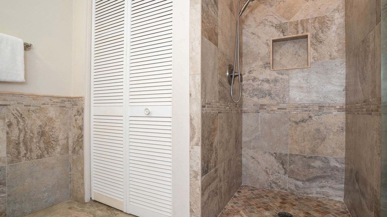 Photo of Bathroom in Wailea
