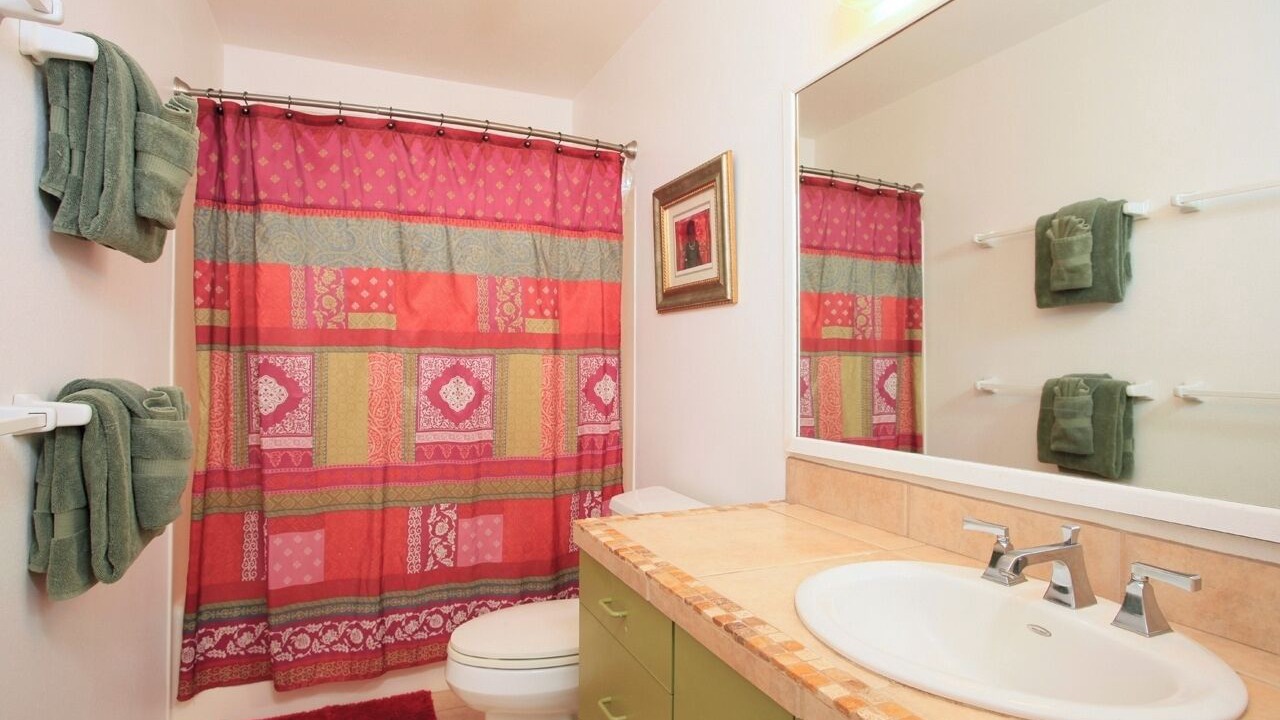 Photo of Bathroom in Pauwela