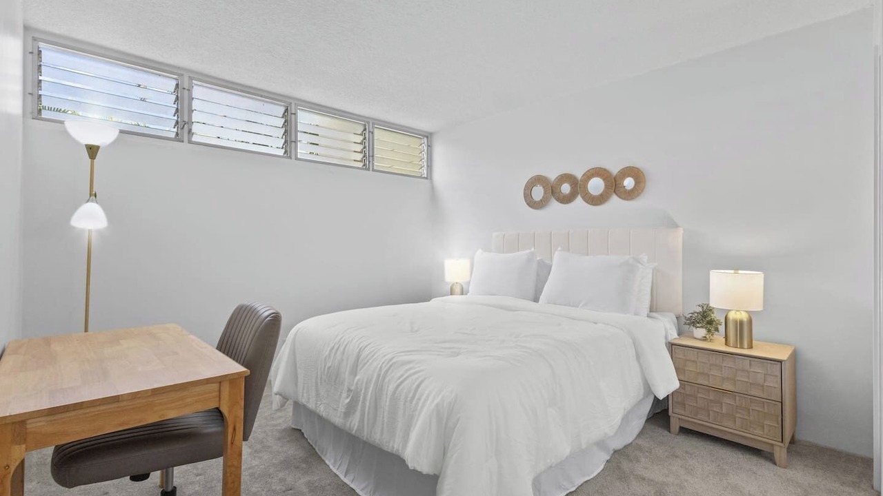 Photo of Bedroom in Diamond Head - Kapahulu - St. Louis