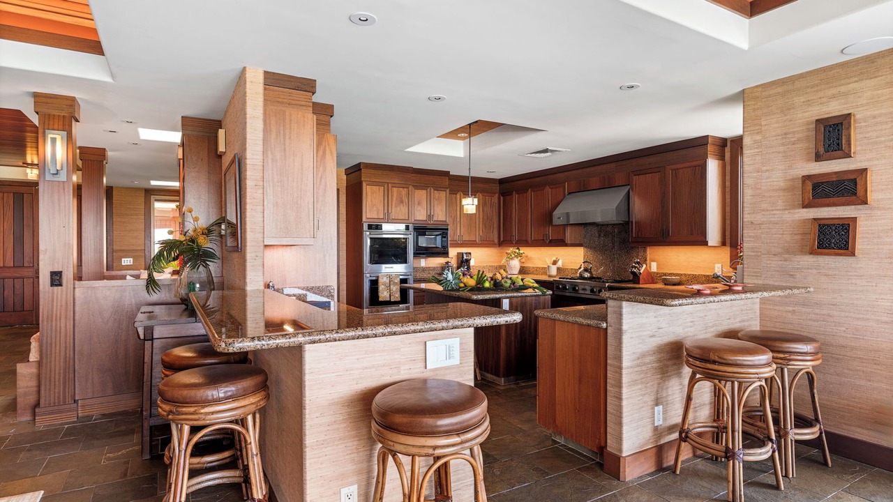 Photo of Others in Kaupulehu
