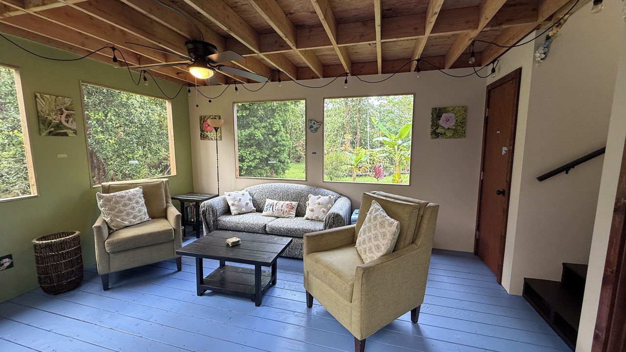 Photo of Livingroom in Kapoho
