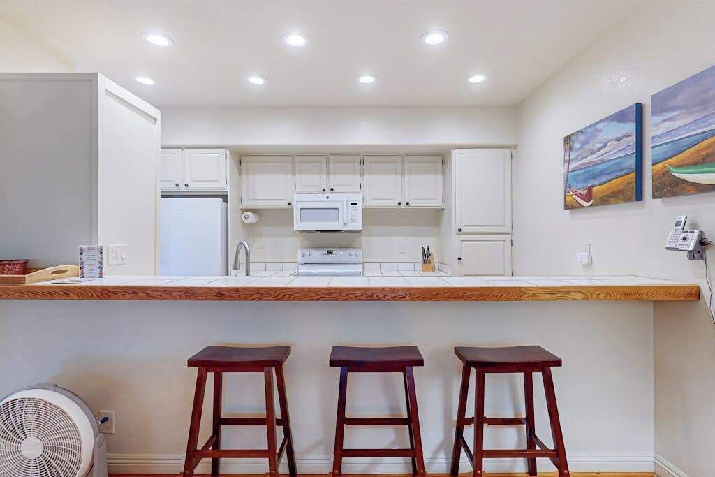 Photo of Kitchen in Maunaloa