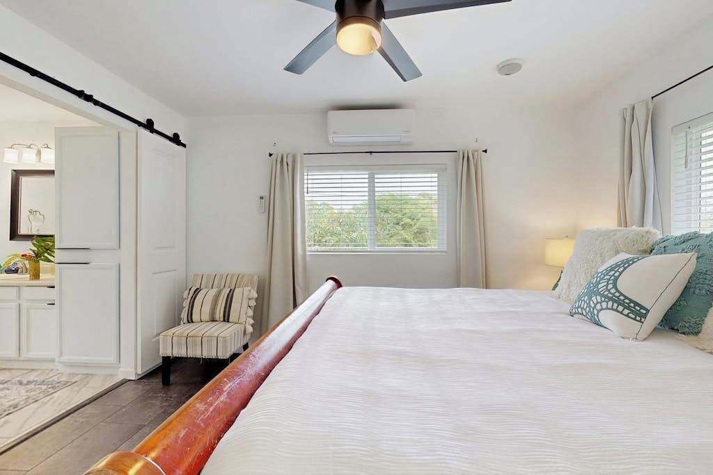 Photo of Bedroom in Kapoho