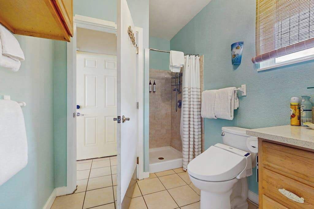 Photo of Bathroom in Hauula