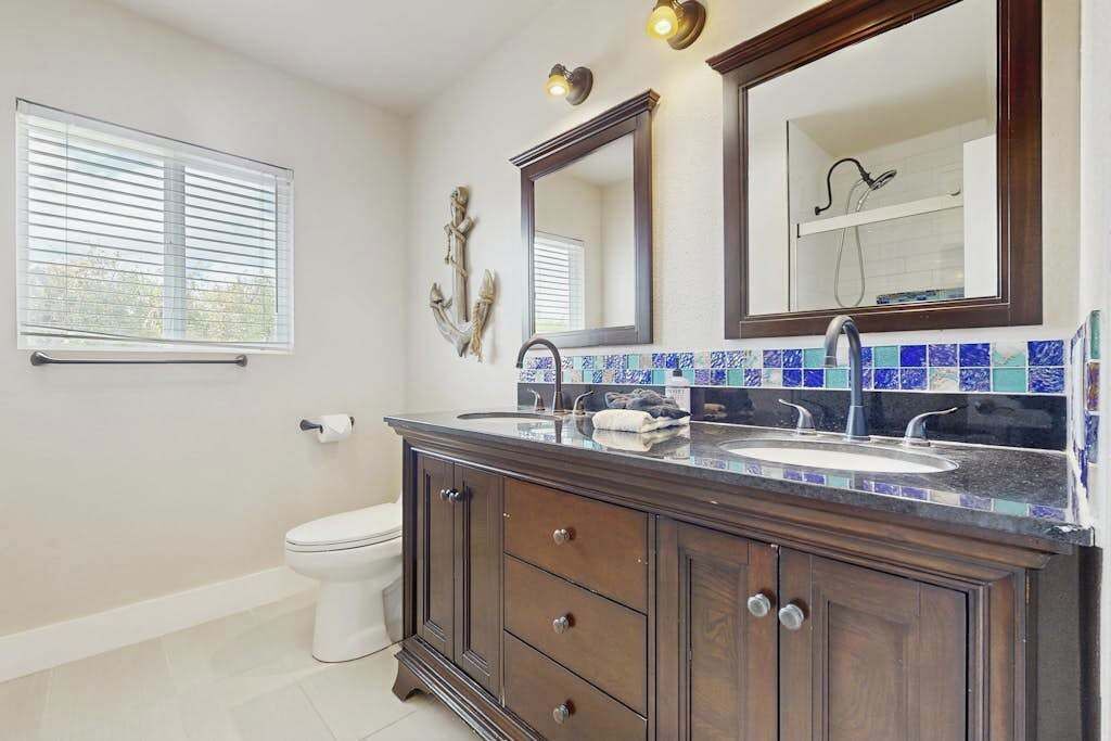 Photo of Bathroom in Waikoloa