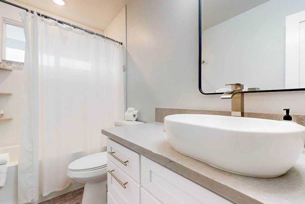 Photo of Bathroom in Orchidlands Estates