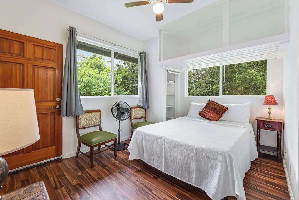 Photo of Bedroom in Keaau