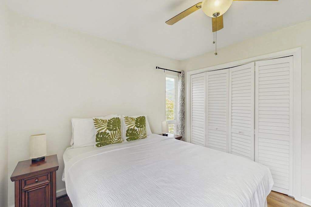 Photo of Bedroom in Hawaii Kai