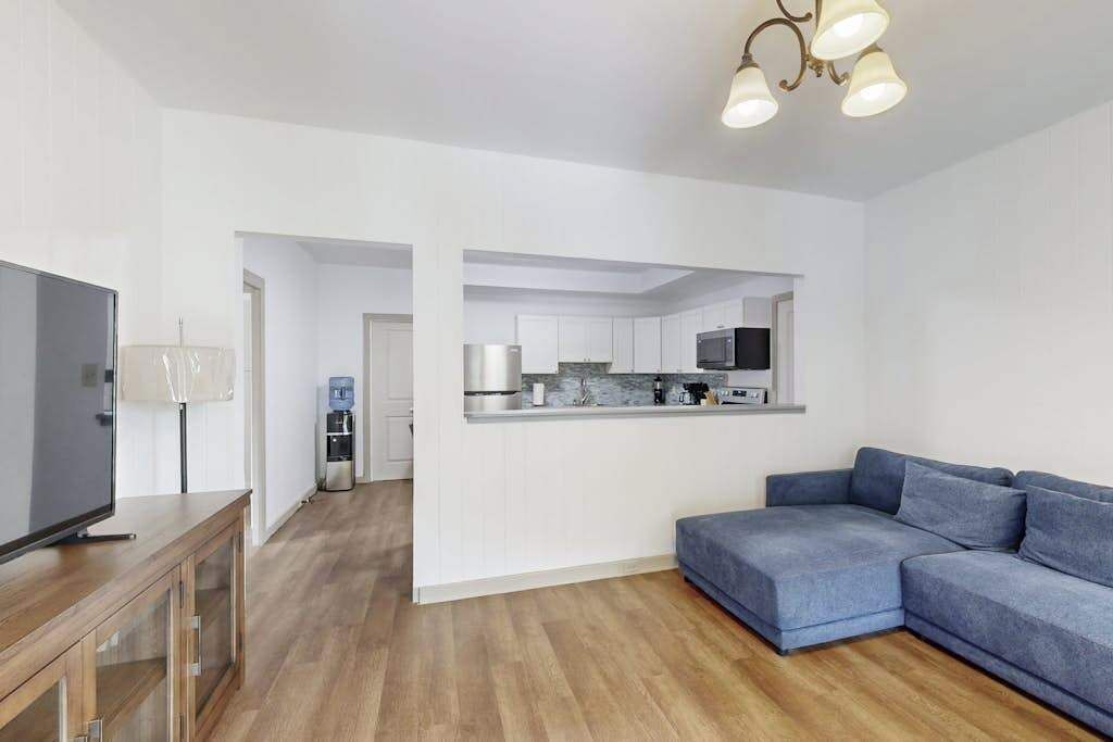 Photo of Livingroom in Kalihi Valley