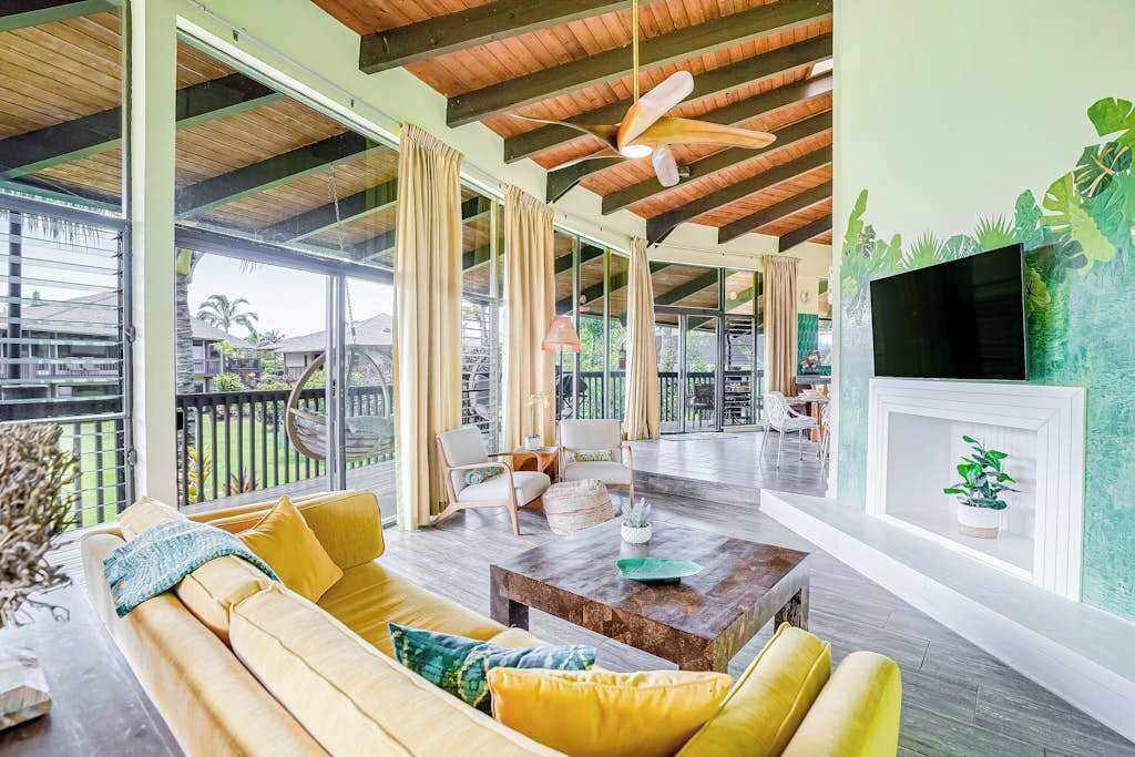 Photo of Livingroom in Princeville