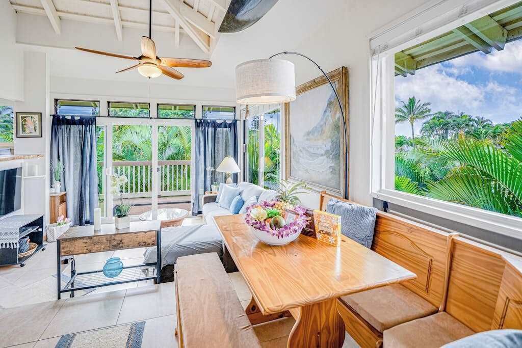 Photo of Livingroom in Princeville