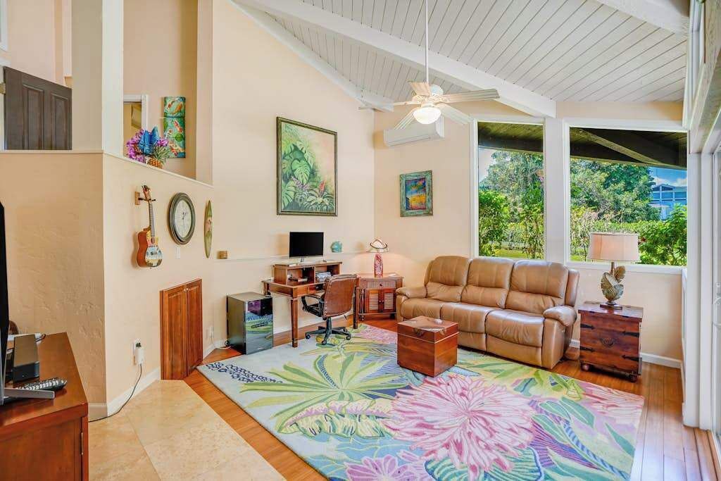 Photo of Livingroom in Princeville