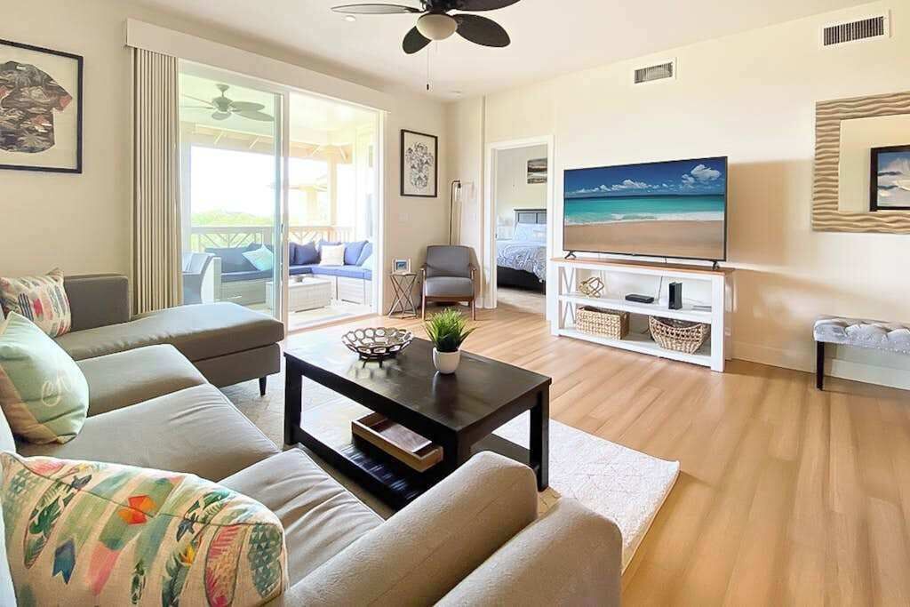 Photo of Livingroom in Poipu