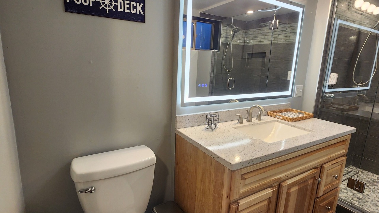 Photo of Bathroom in Loon Lake
